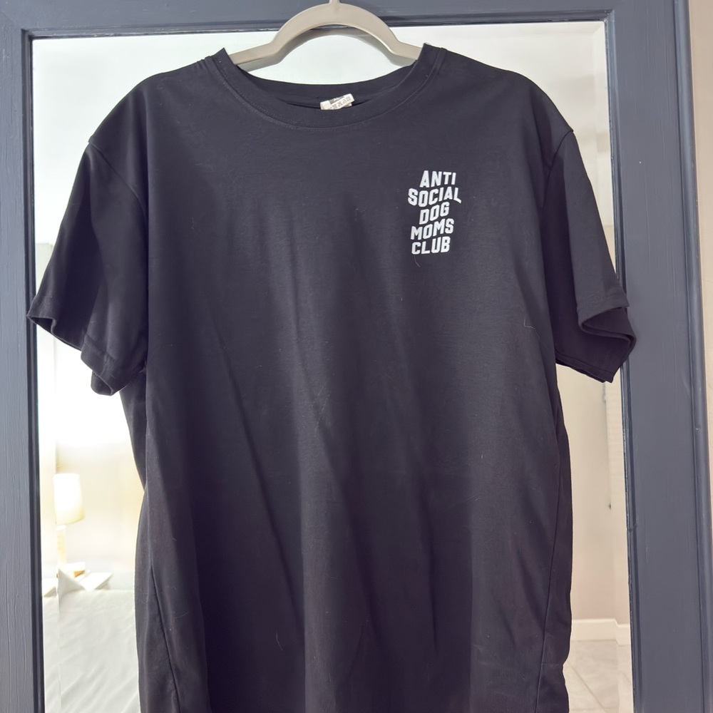 Anti Social Dog Moms Club Tee